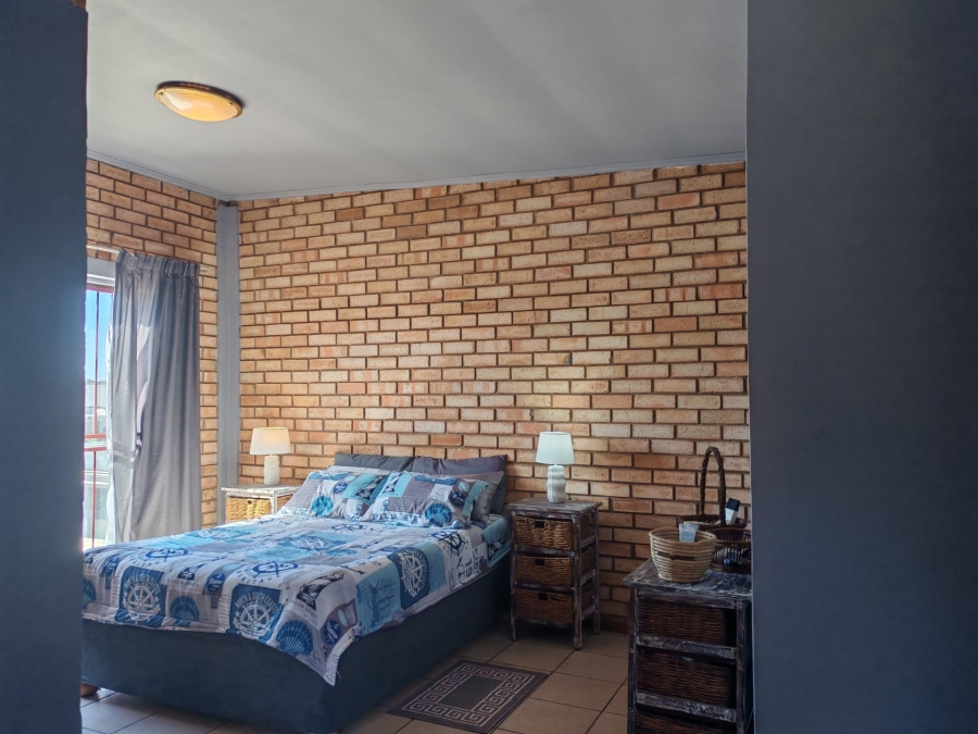 4 Bedroom Property for Sale in Boknesstrand Eastern Cape